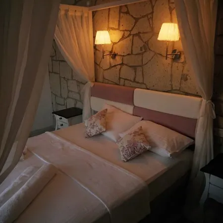 阿拉恰特拉米拉旅馆